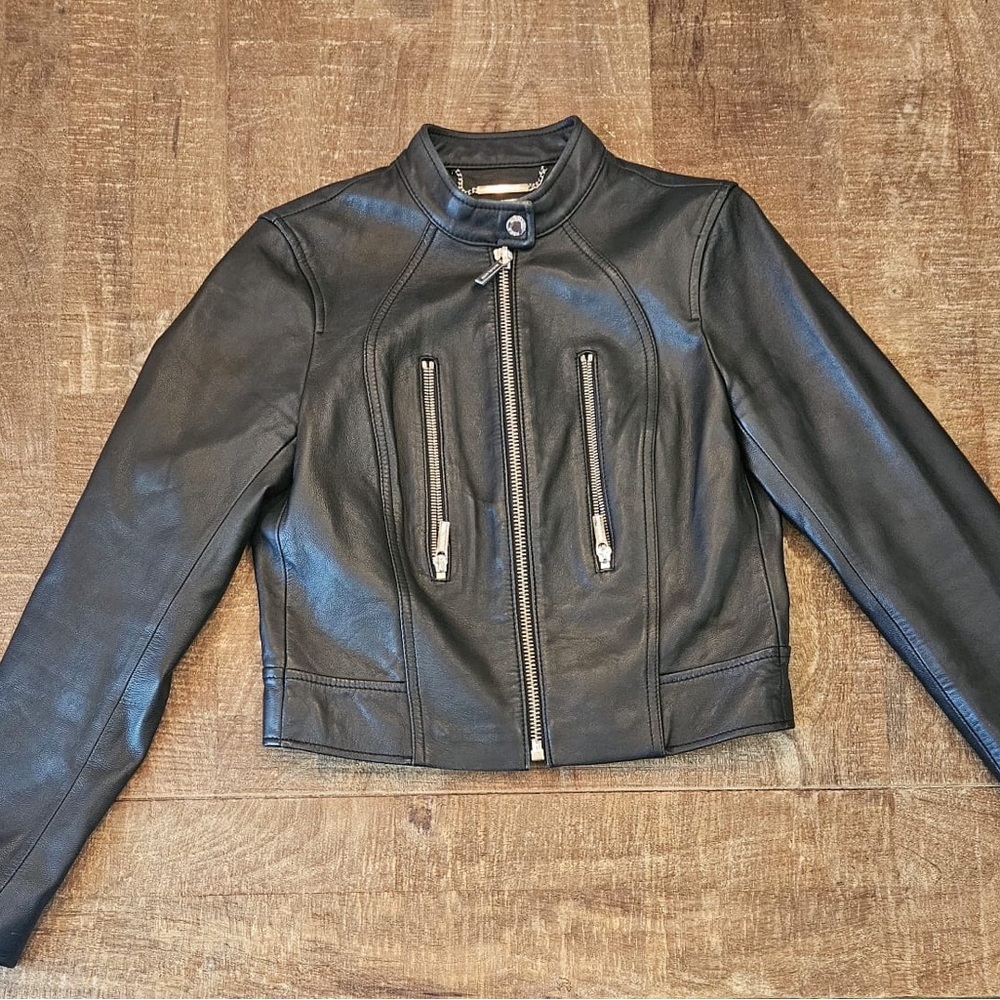 Michael Kors Lamb Leather Jacket Black silver zippers with pockets size small